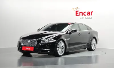 Jaguar XJ · 2011 год