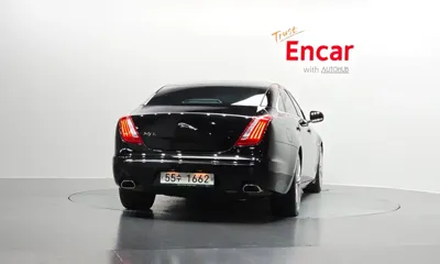 Jaguar XJ 2011, 131393 км, за 8940.39 USD