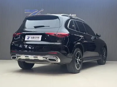 Mercedes-Benz GLC 2025, 40000 км, за 40613.9 USD