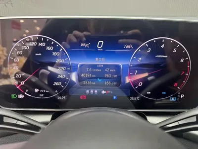 Mercedes-Benz GLC 2025, 40000 км, за 40613.9 USD
