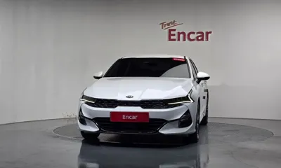Kia K5 2021, 106068 км, за 10083.28 USD