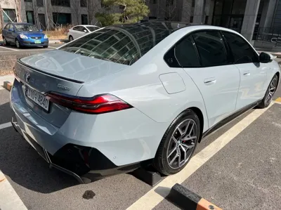 BMW 5-Series 2024, 45000 км, за 18603.12 USD