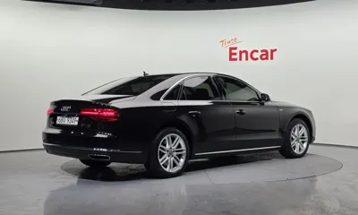 Audi A8 2015, 130217 км, за 12286.29 USD