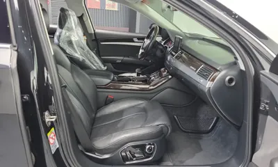 Audi A8 2015, 130217 км, за 12286.29 USD - фото 10