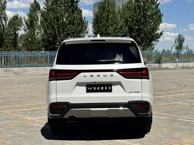 Lexus LX 2026, 7000 км, за 206287.68 USD