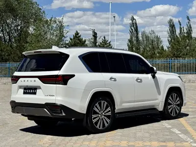 Lexus LX 2026, 7000 км, за 206287.68 USD - фото 6