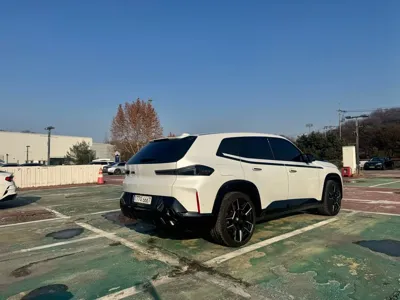 BMW XM 2024, 27000 км, за 89923.86 USD