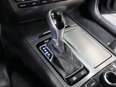 Hyundai Genesis 2015, 170597 км, за 5244.85 USD - фото 10