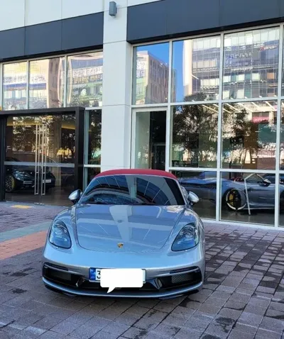 Porsche 718 2024, 20200 км, за 80744.9 USD