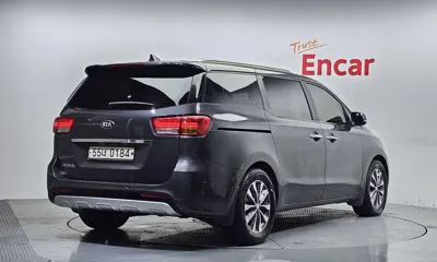 Kia Canival 2017, 170629 км, за 3835.4 USD