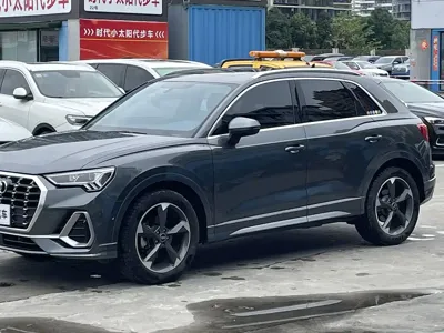 Audi Q3 2023, 17500 км, за 28006.72 USD