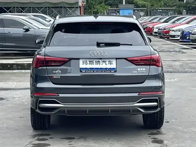 Audi Q3 2023, 17500 км, за 28006.72 USD