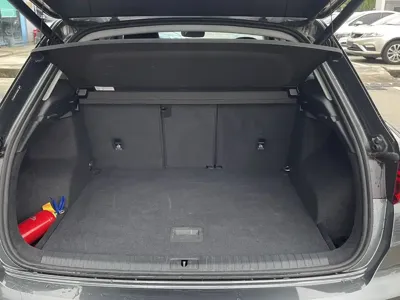 Audi Q3 2023, 17500 км, за 28006.72 USD - фото 6