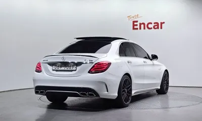 Mercedes-Benz C-Class 2017, 15300 км, за 44571.35 USD