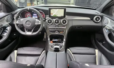 Mercedes-Benz C-Class 2017, 15300 км, за 44234.55 USD - фото 7