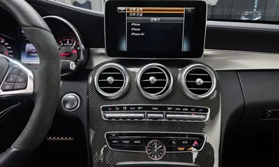 Mercedes-Benz C-Class 2017, 15300 км, за 44234.55 USD - фото 14