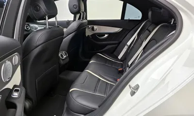Mercedes-Benz C-Class 2017, 15300 км, за 44234.55 USD - фото 26