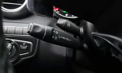Mercedes-Benz C-Class 2017, 15300 км, за 44234.55 USD - фото 29