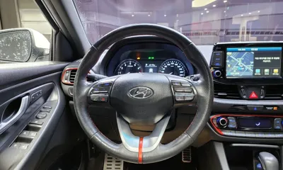 Hyundai i30 2017, 115137 км, за 8079.46 USD - фото 14