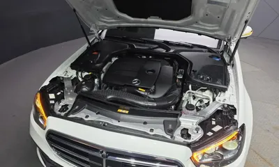 Mercedes-Benz E-Class 2023, 38946 км, за 31205.23 USD - фото 6