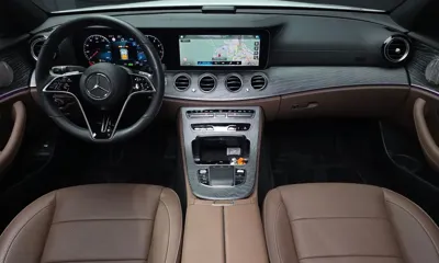 Mercedes-Benz E-Class 2023, 38946 км, за 31205.23 USD - фото 7