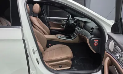 Mercedes-Benz E-Class 2023, 38946 км, за 31205.23 USD - фото 11