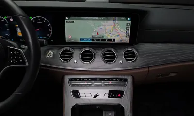 Mercedes-Benz E-Class 2023, 38946 км, за 31205.23 USD - фото 14