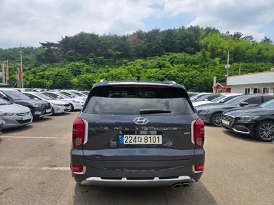 Hyundai Palisade 2022, 58800 км, за 19404.82 USD - фото 8