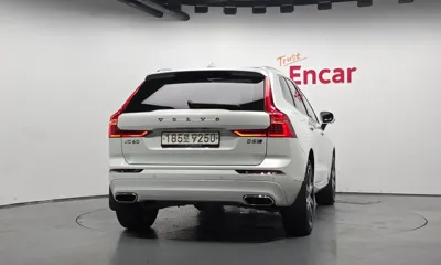 Volvo XC60 2018, 107219 км, за 16807.83 USD