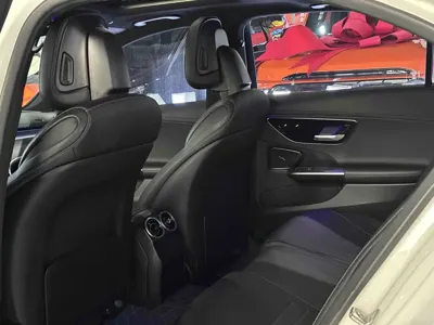 Mercedes-Benz C-Class 2022, 68000 км, за 23137.27 USD - фото 7