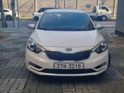 Kia K3 2014, 129010 км, за 2973.51 USD
