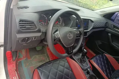 Volkswagen T-Cross 2019, 88300 км, за 8557 USD - фото 12
