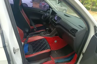 Volkswagen T-Cross 2019, 88300 км, за 8557 USD - фото 19