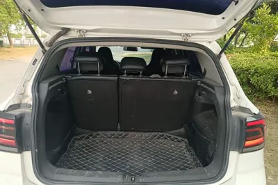 Volkswagen T-Cross 2019, 88300 км, за 8557 USD - фото 22