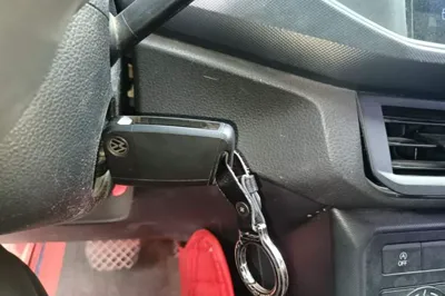 Volkswagen T-Cross 2019, 88300 км, за 8557 USD - фото 23