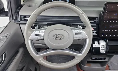 Hyundai Staria 2023, 50470 км, за 17526.59 USD - фото 13