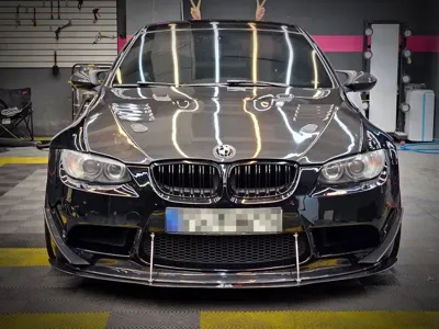 BMW M3 · 2010 год