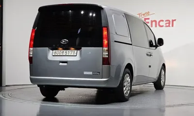 Hyundai Staria 2024, 5347 км, за 18576.87 USD