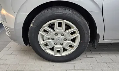 Hyundai Staria 2024, 5347 км, за 18576.87 USD