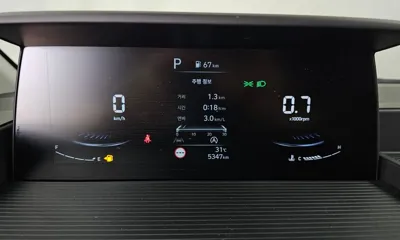 Hyundai Staria 2024, 5347 км, за 18576.87 USD - фото 8