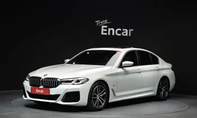 BMW 5-Series · 2022 год