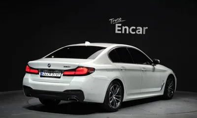 BMW 5-Series 2022, 70963 км, за 23059.13 USD