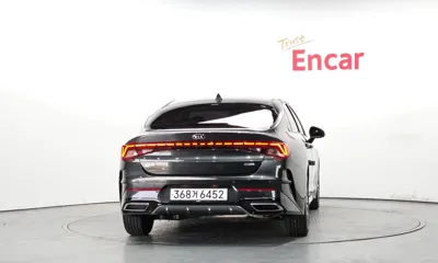 Kia K5 2021, 67688 км, за 13016.19 USD