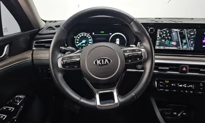 Kia K5 2021, 67688 км, за 12931.6 USD - фото 13