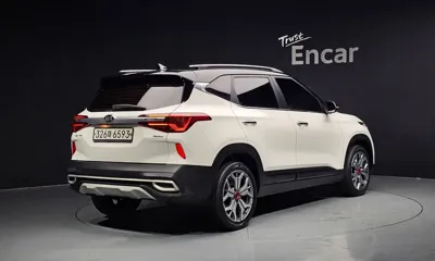 Kia Seltos 2020, 69435 км, за 11766.23 USD