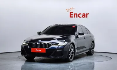 BMW 5-Series · 2021 год