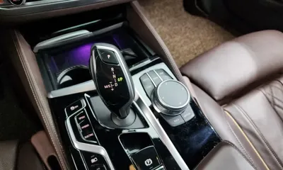 BMW 5-Series 2021, 48871 км, за 24777 USD - фото 9