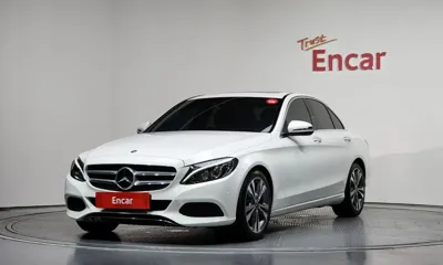 Mercedes-Benz C-Class · 2018 год