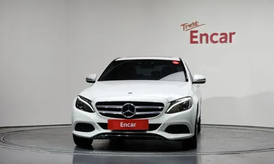Mercedes-Benz C-Class 2018, 86991 км, за 11376.19 USD
