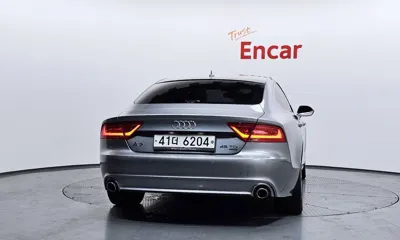 Audi A7 2015, 56422 км, за 12228.99 USD